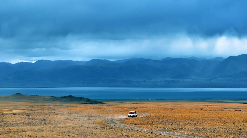 Lake on Western Mongolia tour