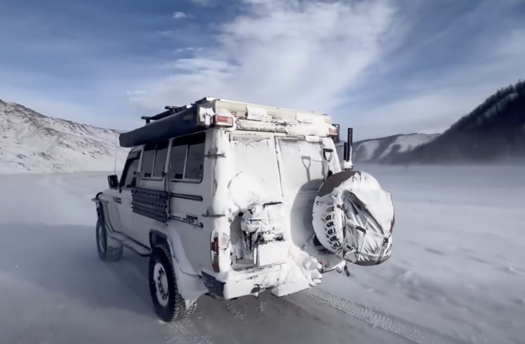Winter camping in Mongolia with a 4x4 rental car on Mongolian winter tour